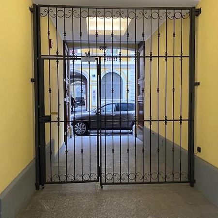 Spacious & Elegant Apartment Near Corso Como - Maroncelli Milano Eksteriør bilde