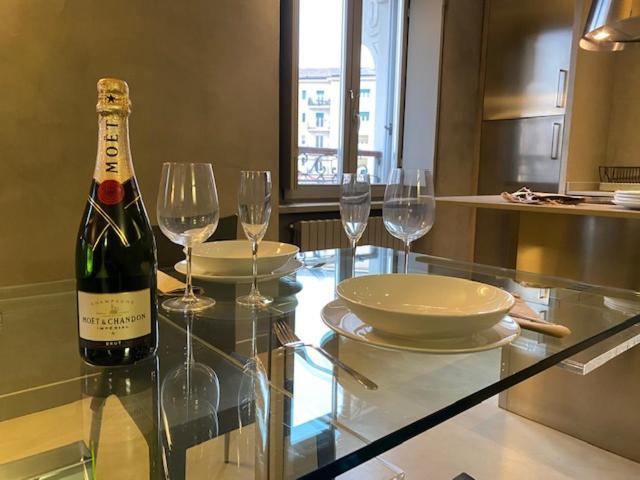 Spacious & Elegant Apartment Near Corso Como - Maroncelli Milano Eksteriør bilde