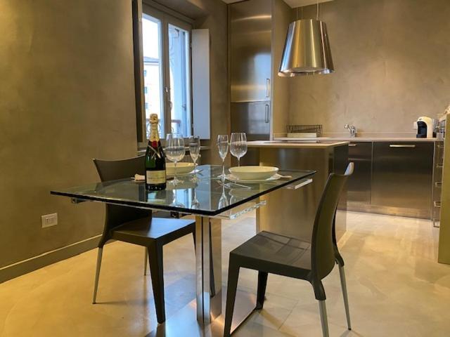 Spacious & Elegant Apartment Near Corso Como - Maroncelli Milano Eksteriør bilde